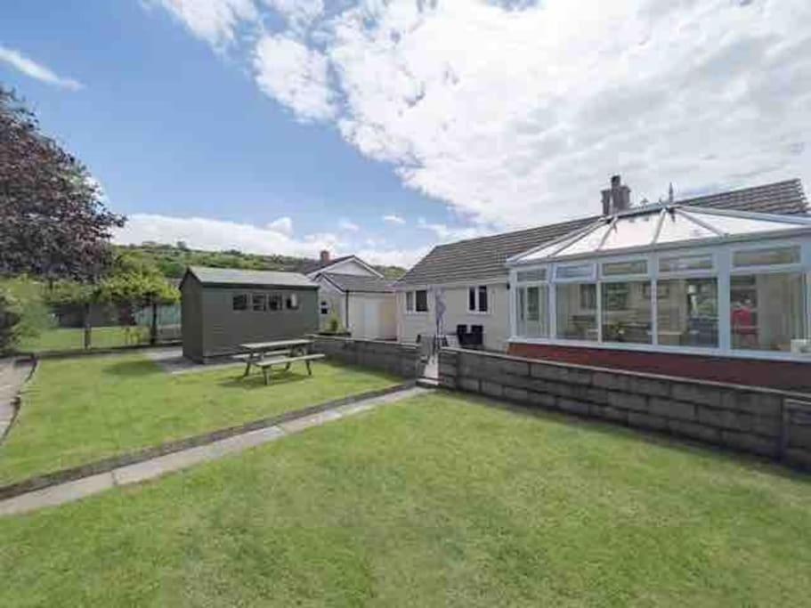 Crud Yr Awel, Dinas, Pembrokeshire Holiday home *
